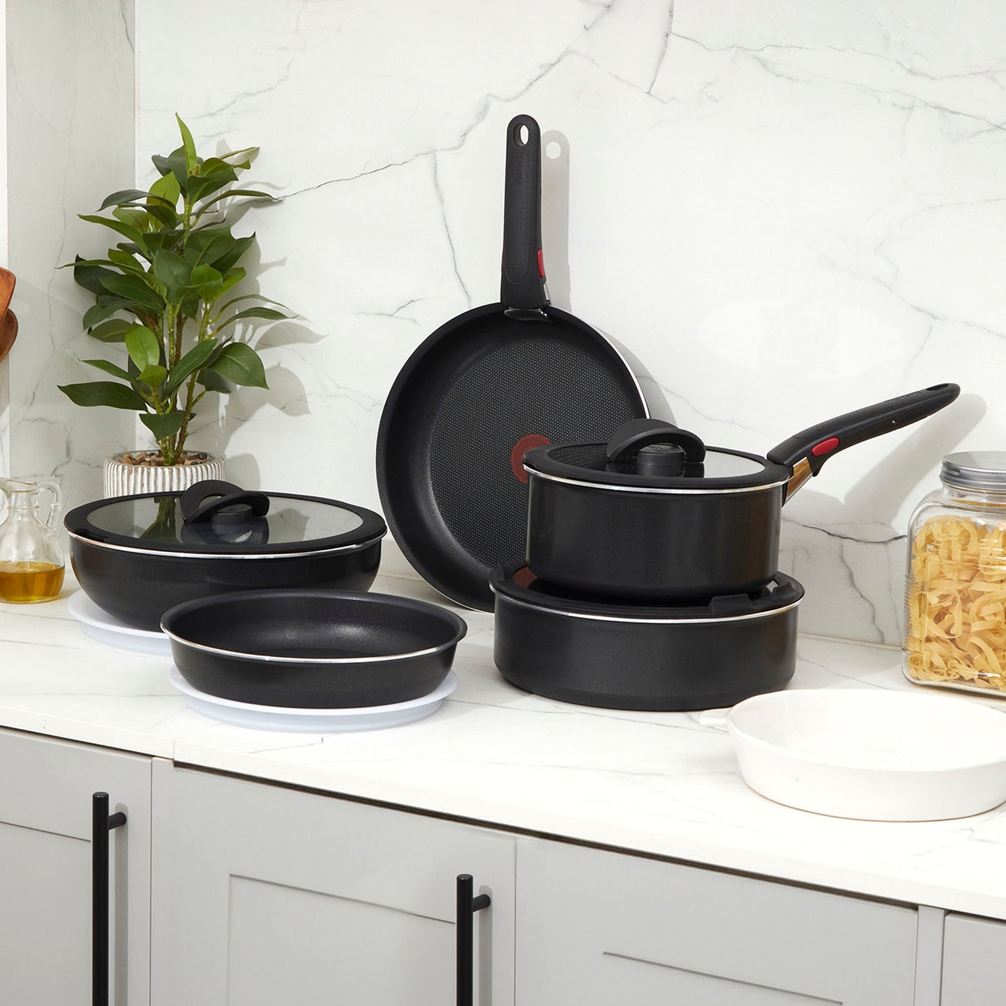 Batería De Cocina Ingenio 12 Pzs + 2 Mangos Extraíbles Tefal1#Negro